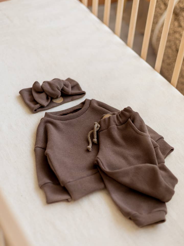 PETITE EvelinaApparel - Wholesale Knit Sweater - Kids - Knit sweater / Taupe3