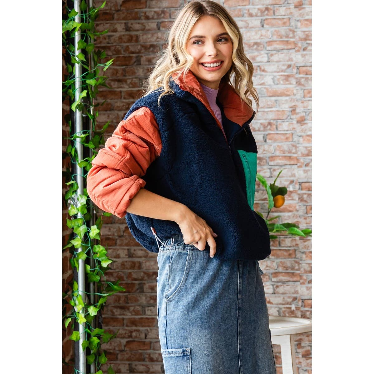 Veveret - Wholesale Jas - Dames - Zachte fleece pullover met gewatteerde pofmouwen16