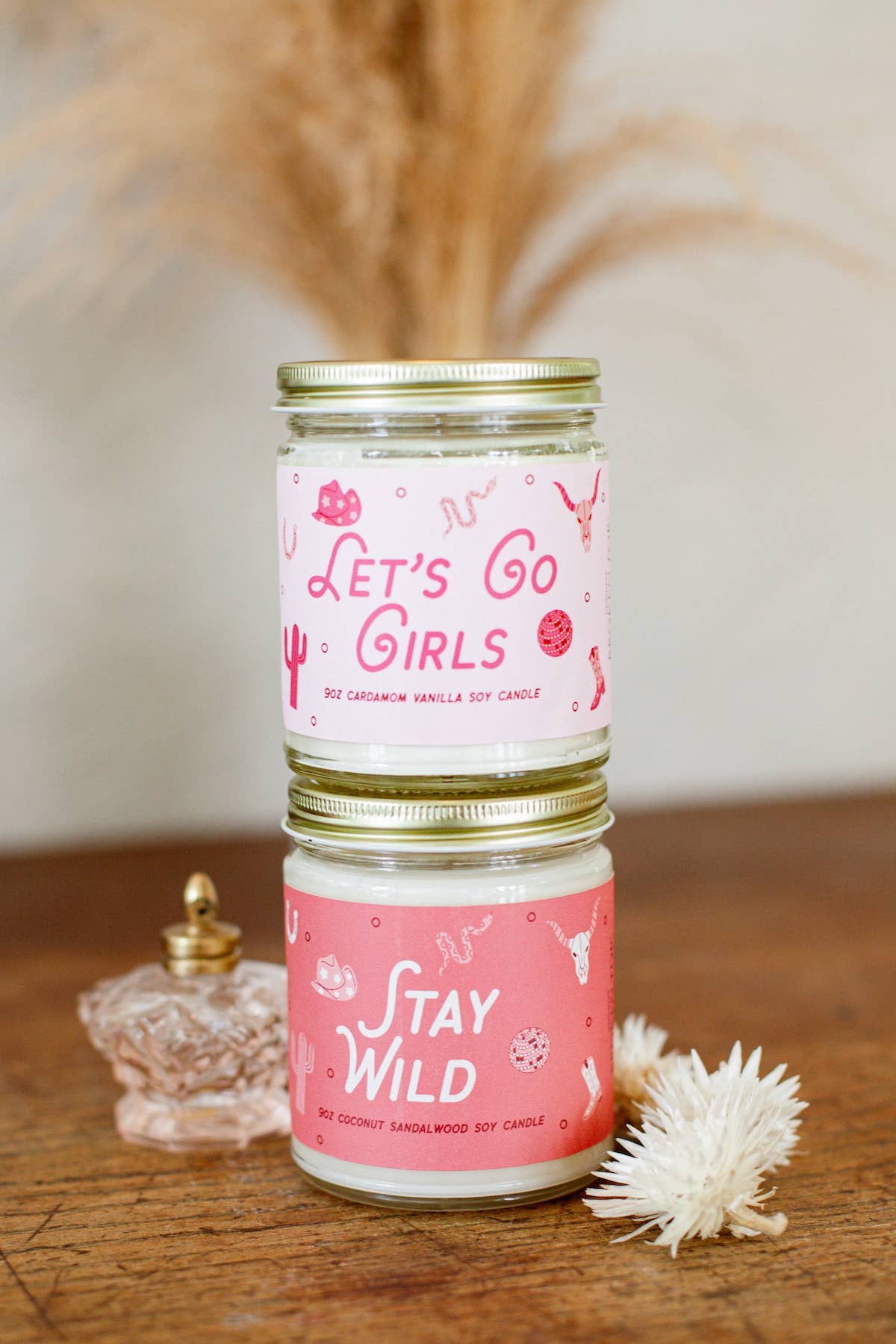 Austy Lou by Broken Top Brands - Vente Bougie en bocal - Bougie en cire de soja 9oz Stay Wild3