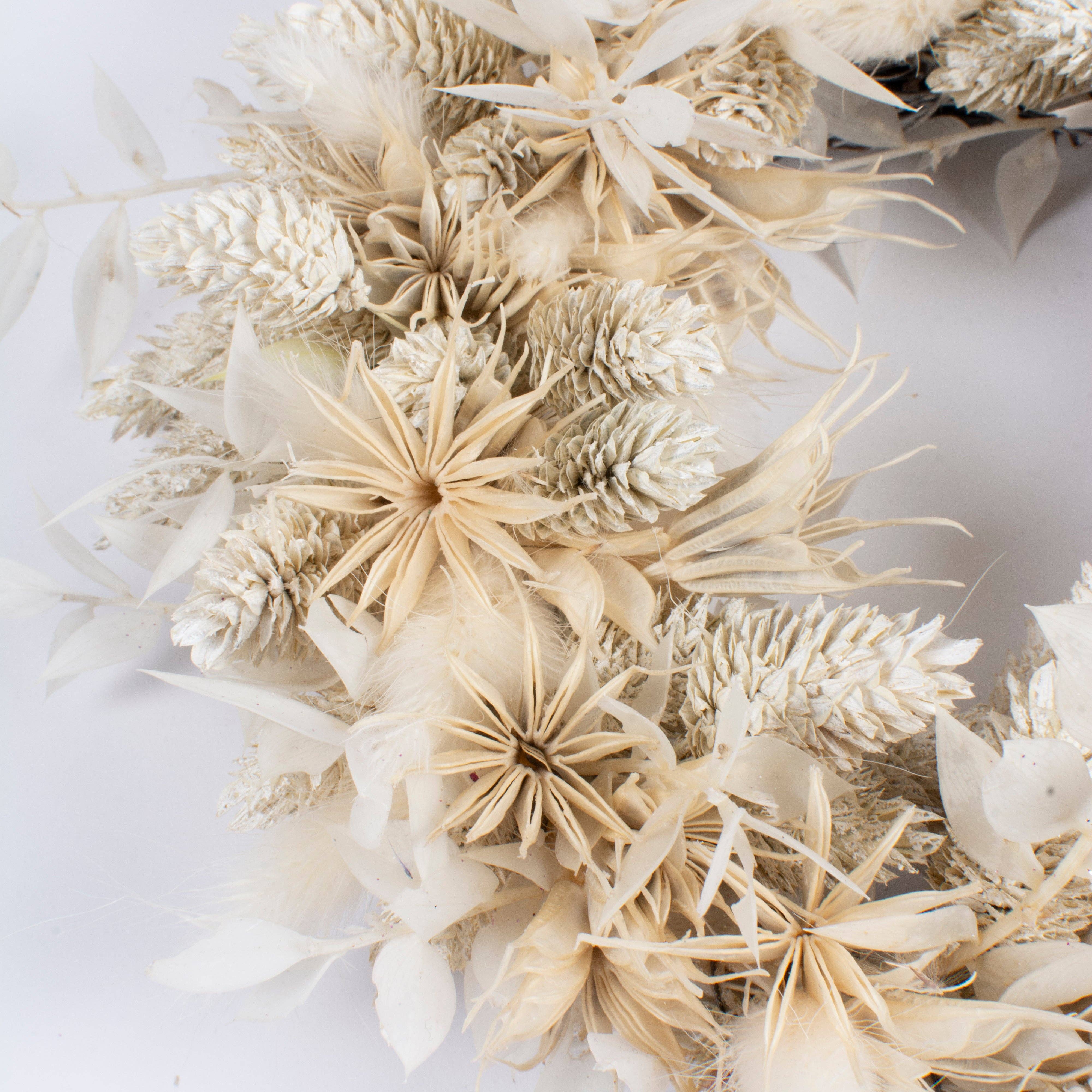 pampas studio uk – wholesale Wreath – ‘Nigella’ Cake hoop1