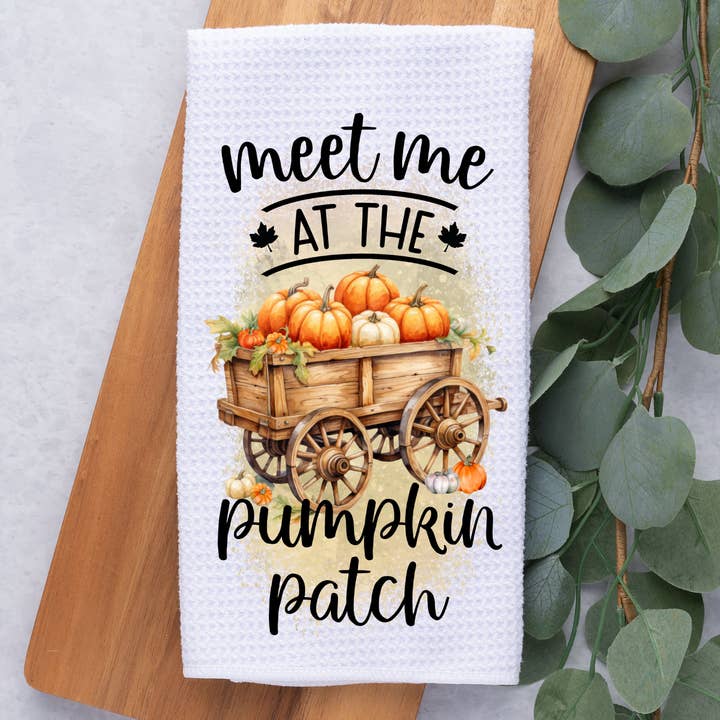 Mød mig ved græskarmarken / Efterår / Køkken / Håndklæde for engroshandel hos Dark Horse Dream Designs LLC