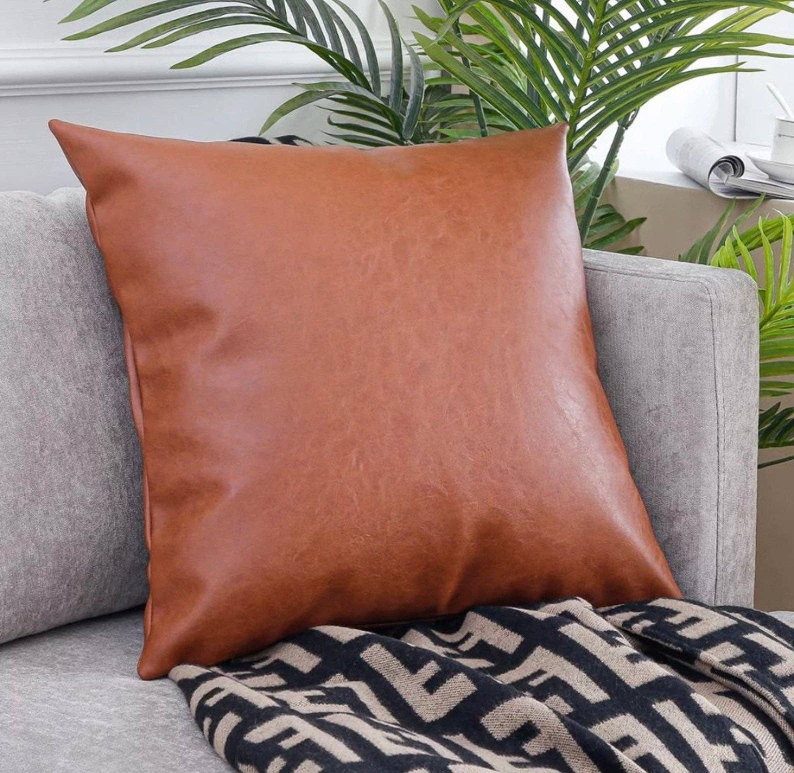 Delmar Decor - Wholesale Throw Pillow Cover - Faux leather throw pillow cover4