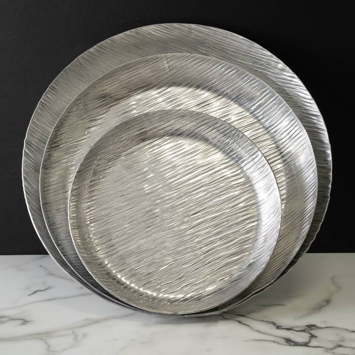 India Handicrafts Inc - Wholesale Decorative Tray - Hammered Aluminum Round Tray