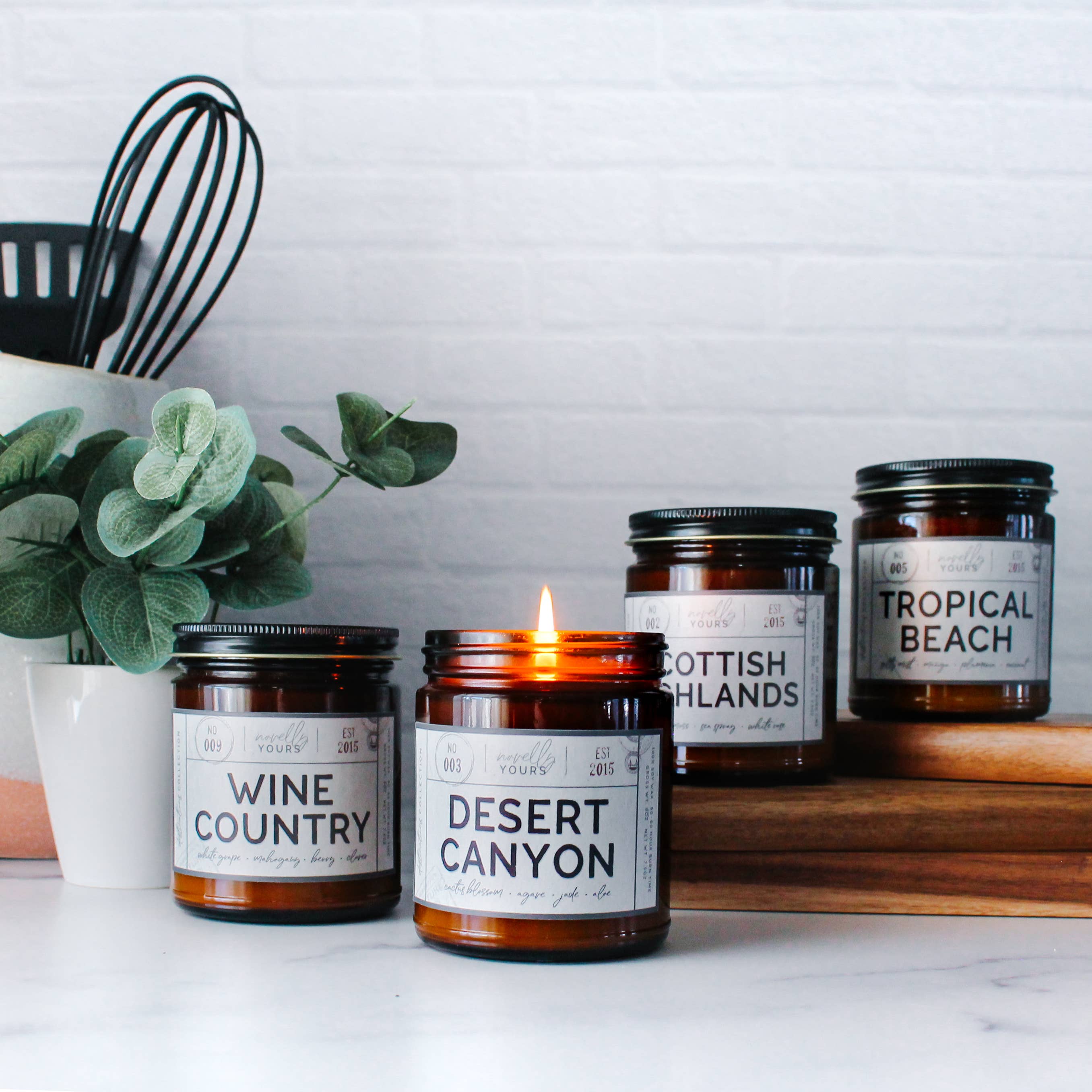 Novelly Yours - Vente Bougie en bocal - Bougie Wine Country | Parfum sur le thème des amateurs de vin et des voyages7