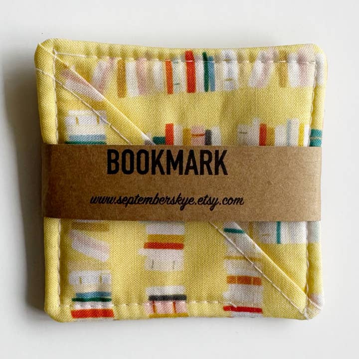 Hörn-bokmärke i gul bibliotek / bokälskarens gåva för wholesale av September Skye Bags & Accessories