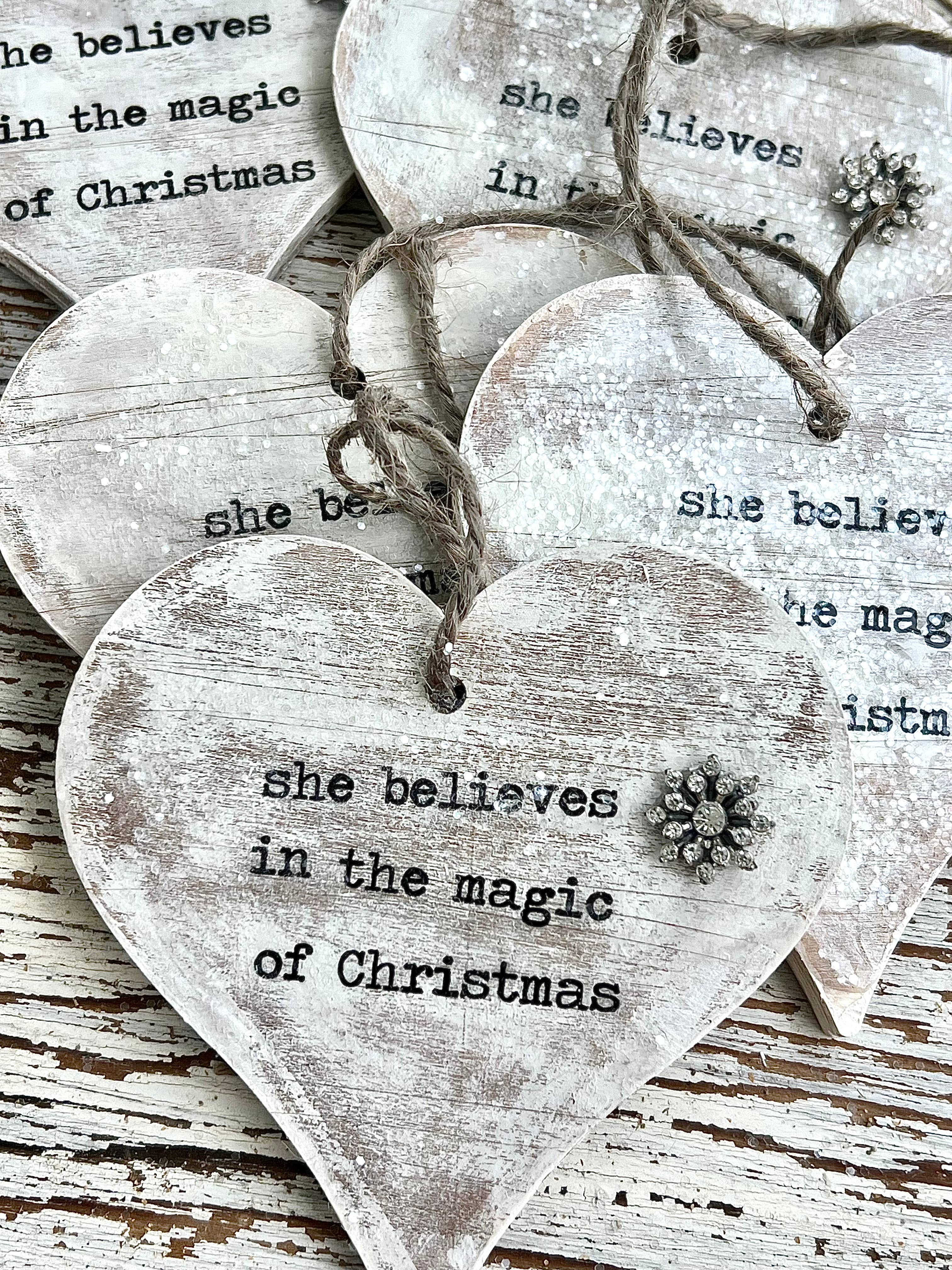 UnfiniSHEd - Vente Objets de décoration - Décoration en bois Believe en forme de cœur, décoration de Noël (C)5