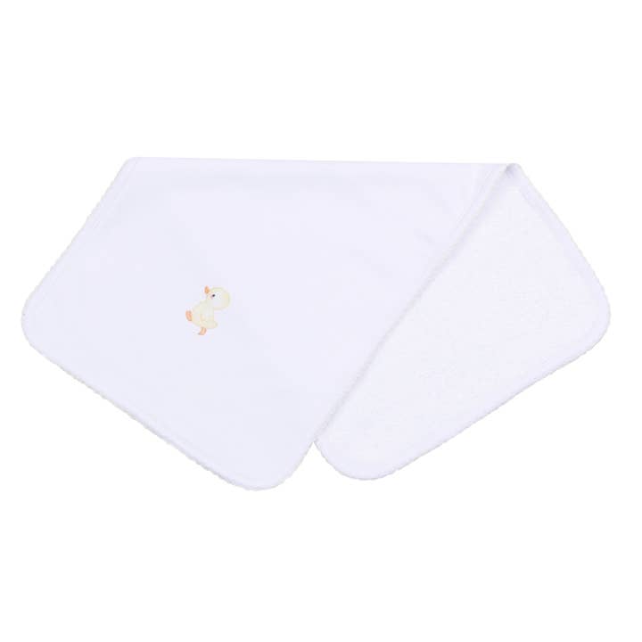 Lingettes de rot brodées avec canetons duveteux pour la vente par Magnolia Baby