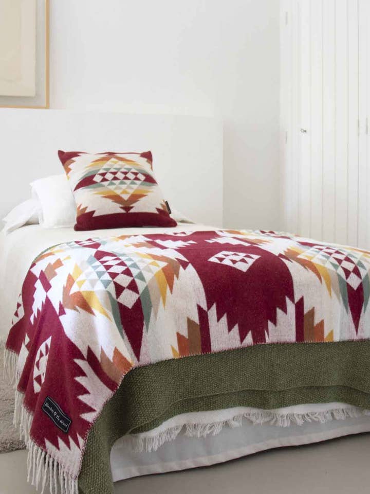 Coperta Cusco color bordeaux per la vendita all'ingrosso da parte di Blankets Of The World