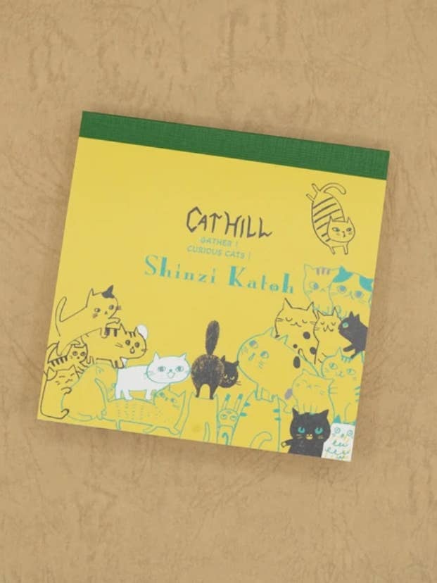 Bloc-notes Chat Cadeau, Bloc-notes Jaune Colline Chat pour la vente par 「FUNJI」In Japan