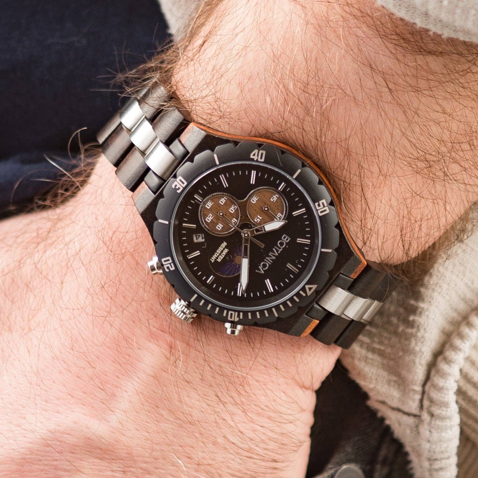 Bear Essentials - Wholesale Wrist Watch - Men's - TITAN0