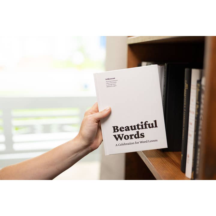 HarperCollins Focus - Wholesale Reference - Beautiful Words: A Celebration for Word Lovers5