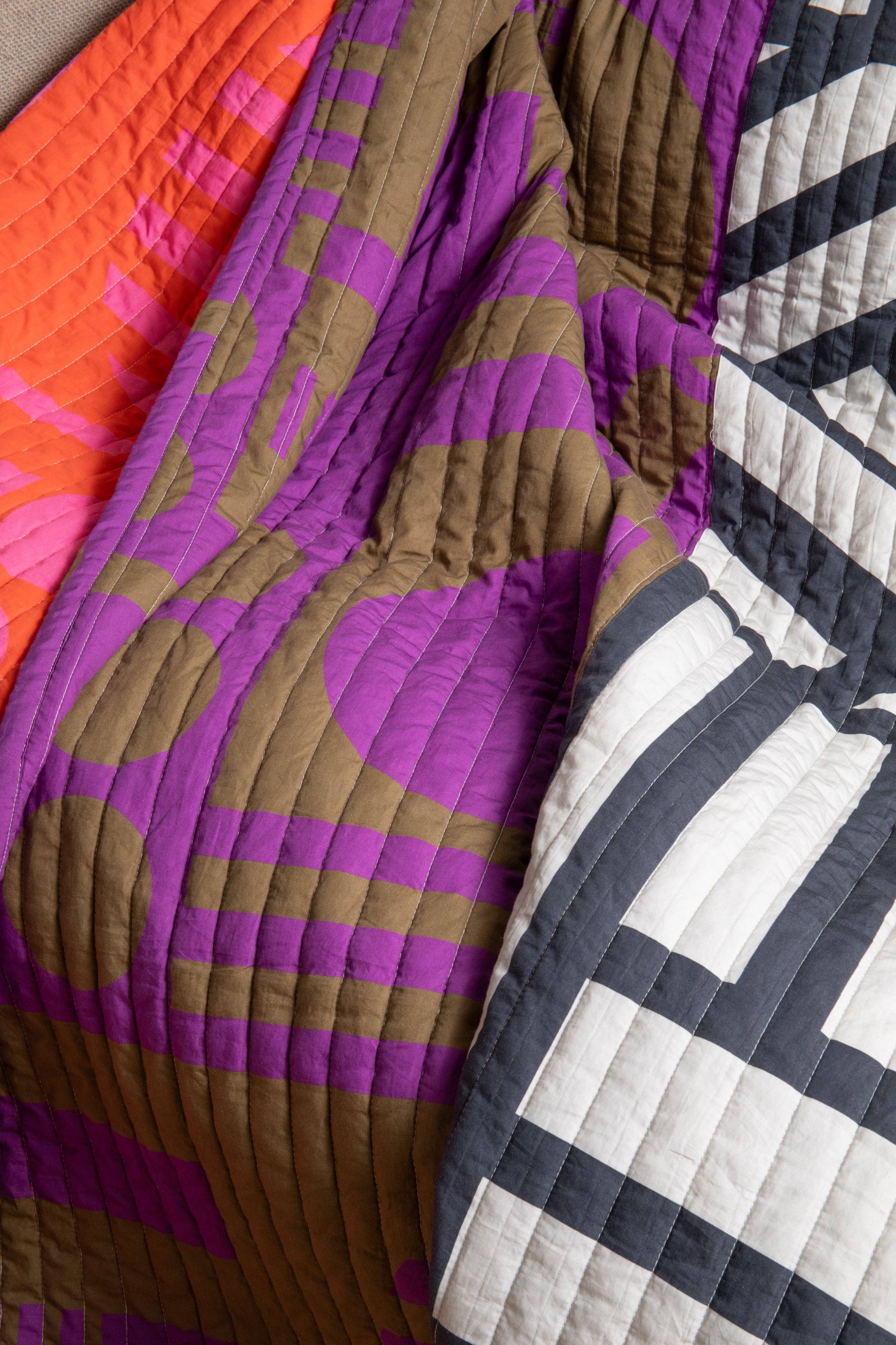 Irregular Sleep Pattern – wholesale Throw blanket – Reversible Quilted Throw in Hot Grape2