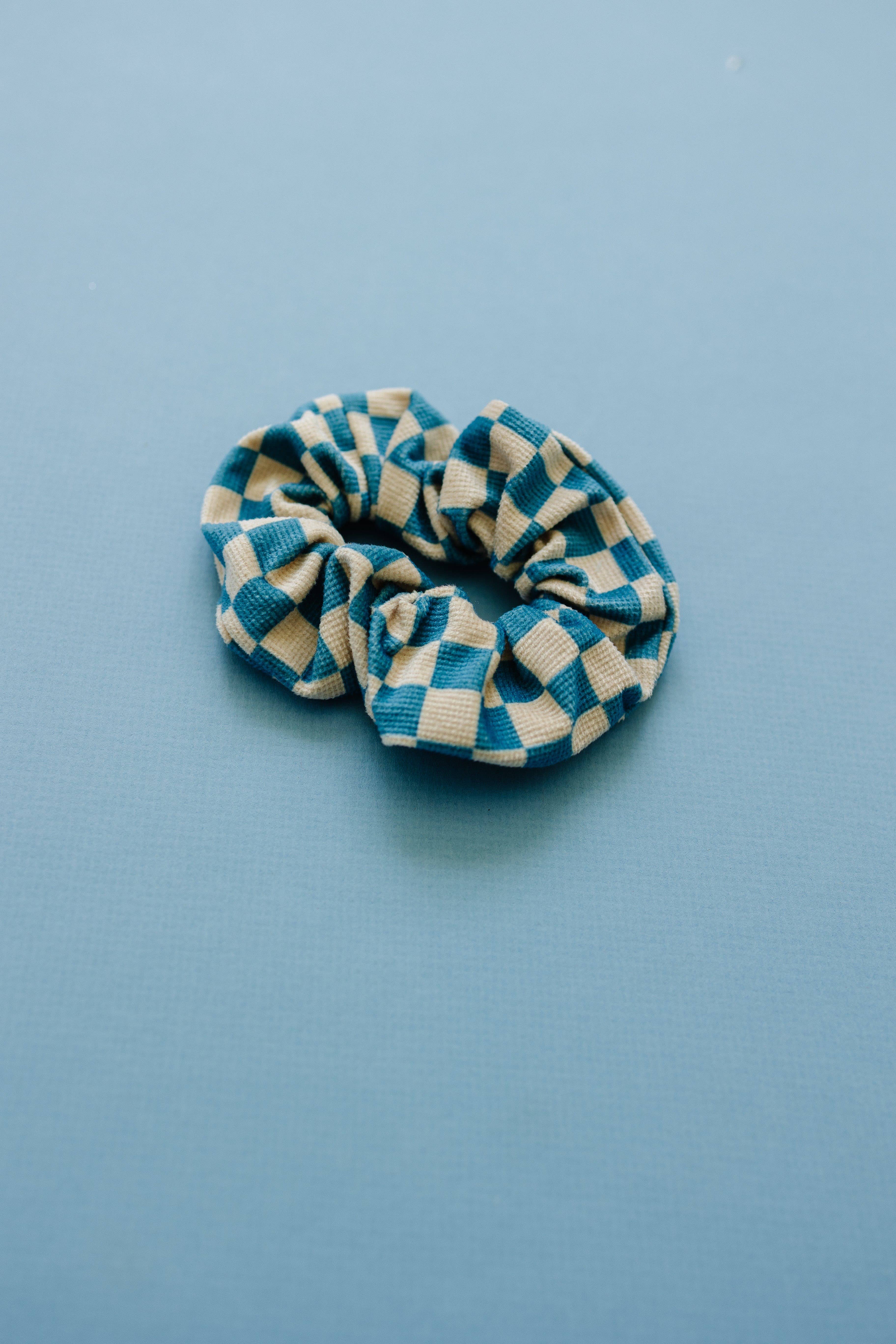 BlairCo. - Wholesale Scrunchie - Women's - Checkered Scrunchie | Single3