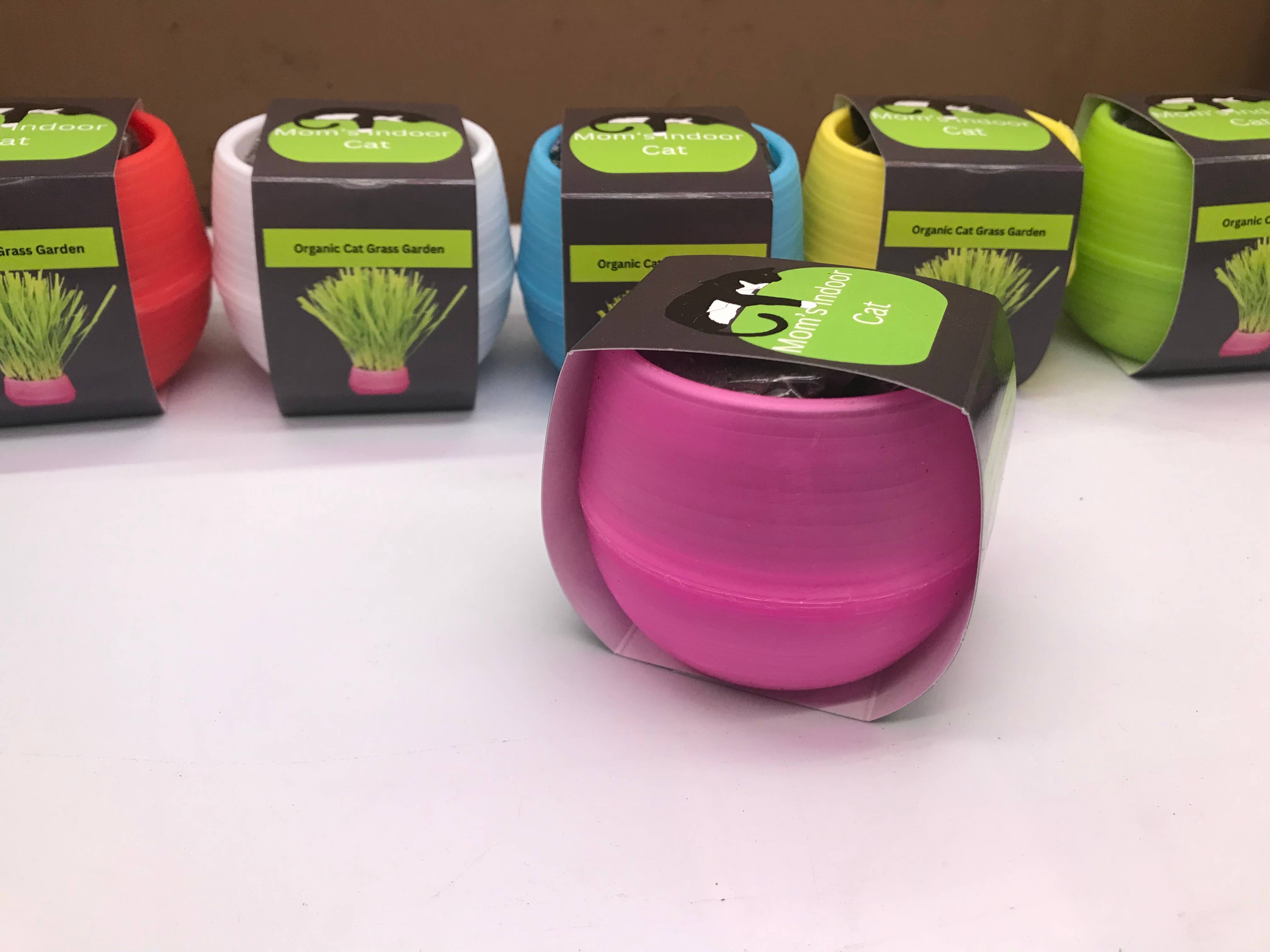 Mom’s Indoor Cat - Wholesale Pet Treats - Cat - Cat Grass Garden Balls2