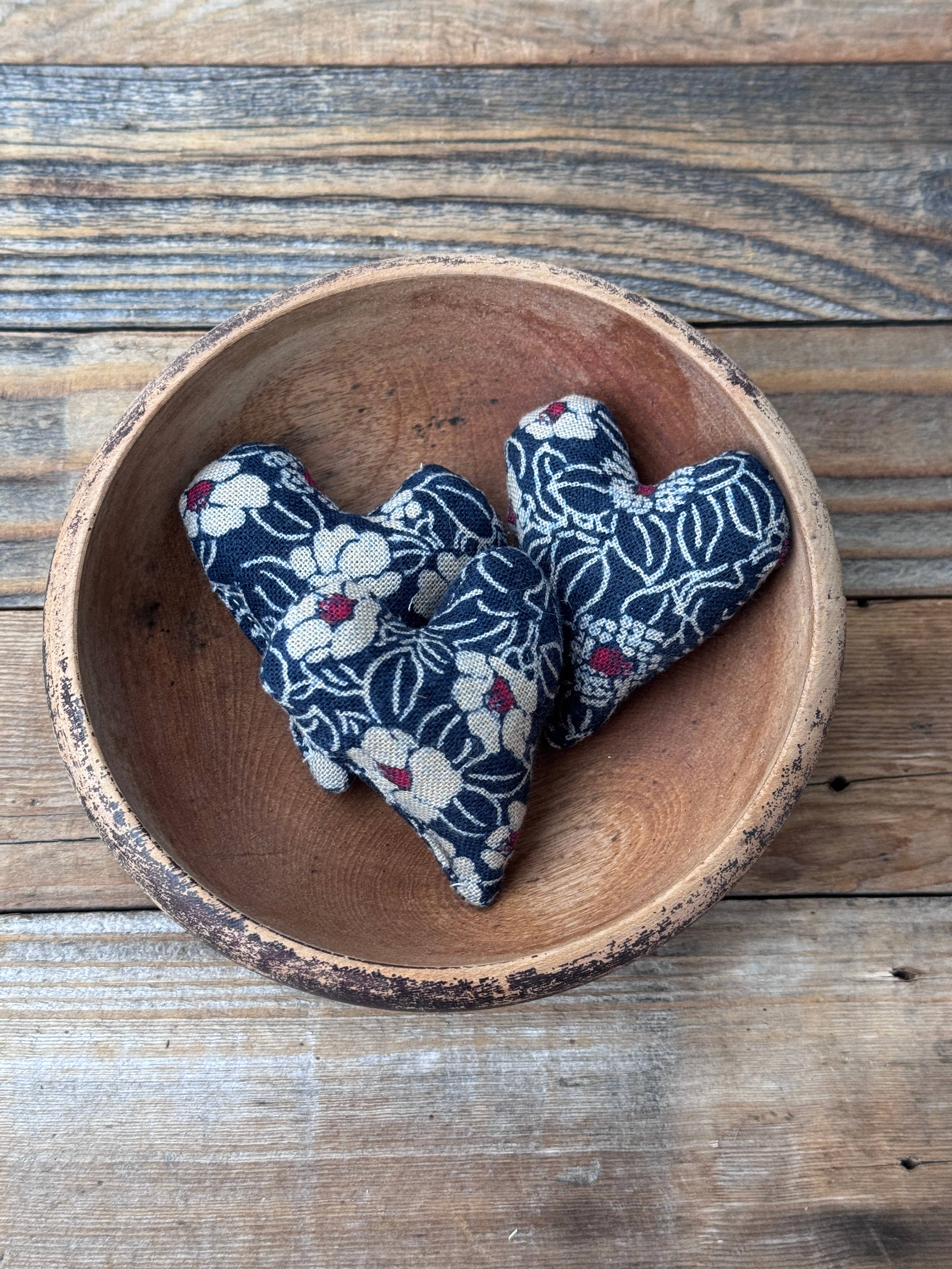 Belle's Nest - Wholesale Sachet - Blue Floral Mini Lavender Hearts