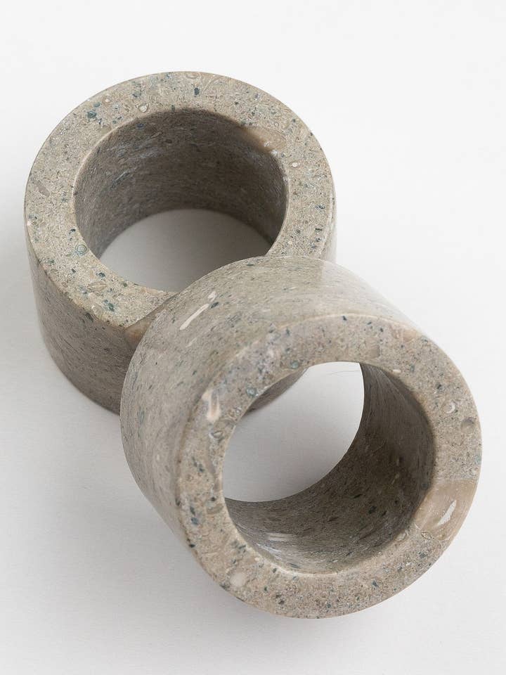 Set di Portatovaglioli in Marmo Mia Rustico per la vendita all'ingrosso da parte di Urban Society Studio