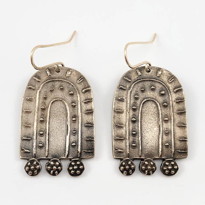 Boucles d'oreilles Rainbow, Bronze pour la vente par Moon & Leaf