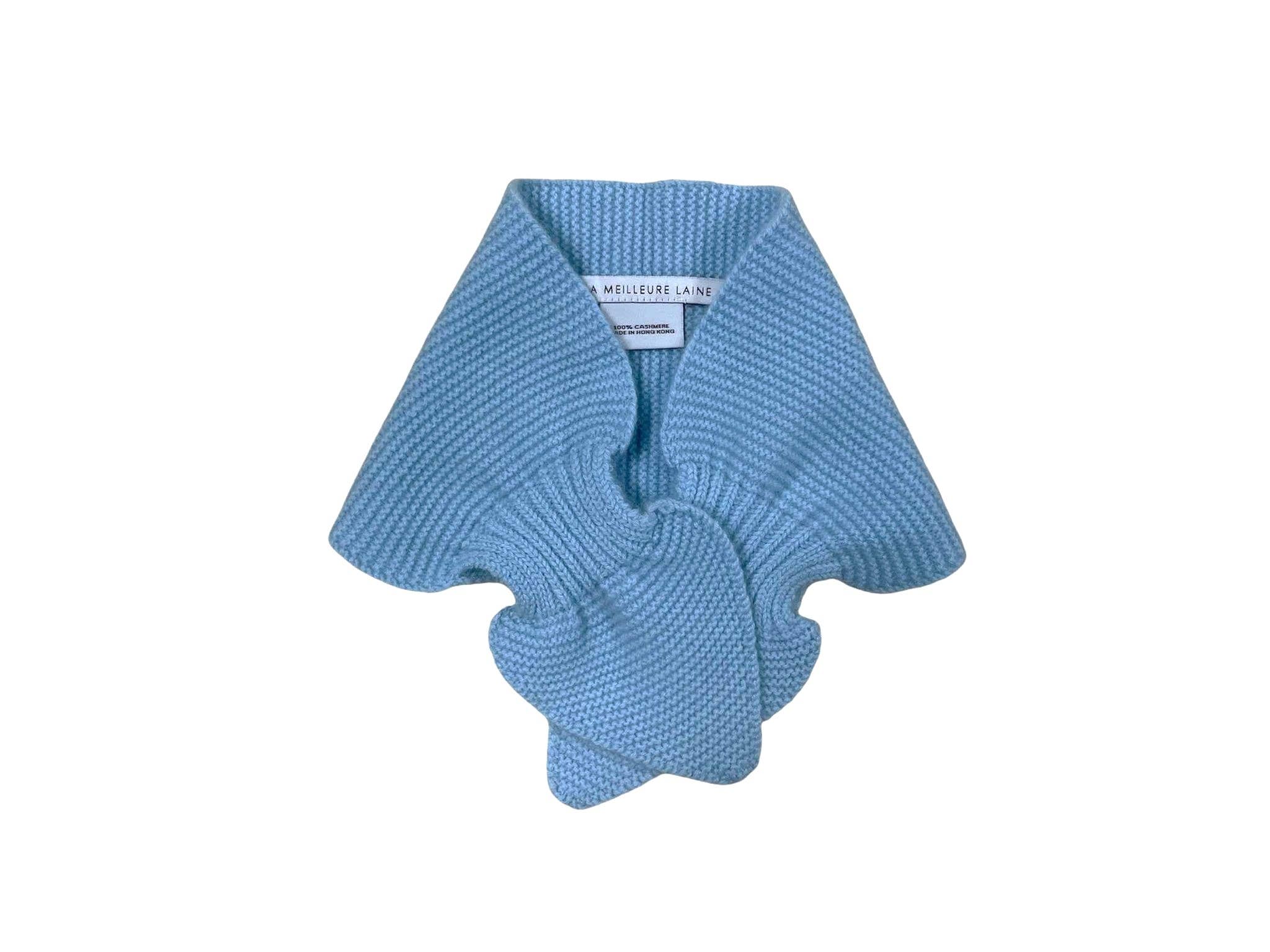 Kairon Trading UK Limited - Wholesale Scarf - Unisex - 100% Cashmere Keyhole Scarf, In Baby Blue2