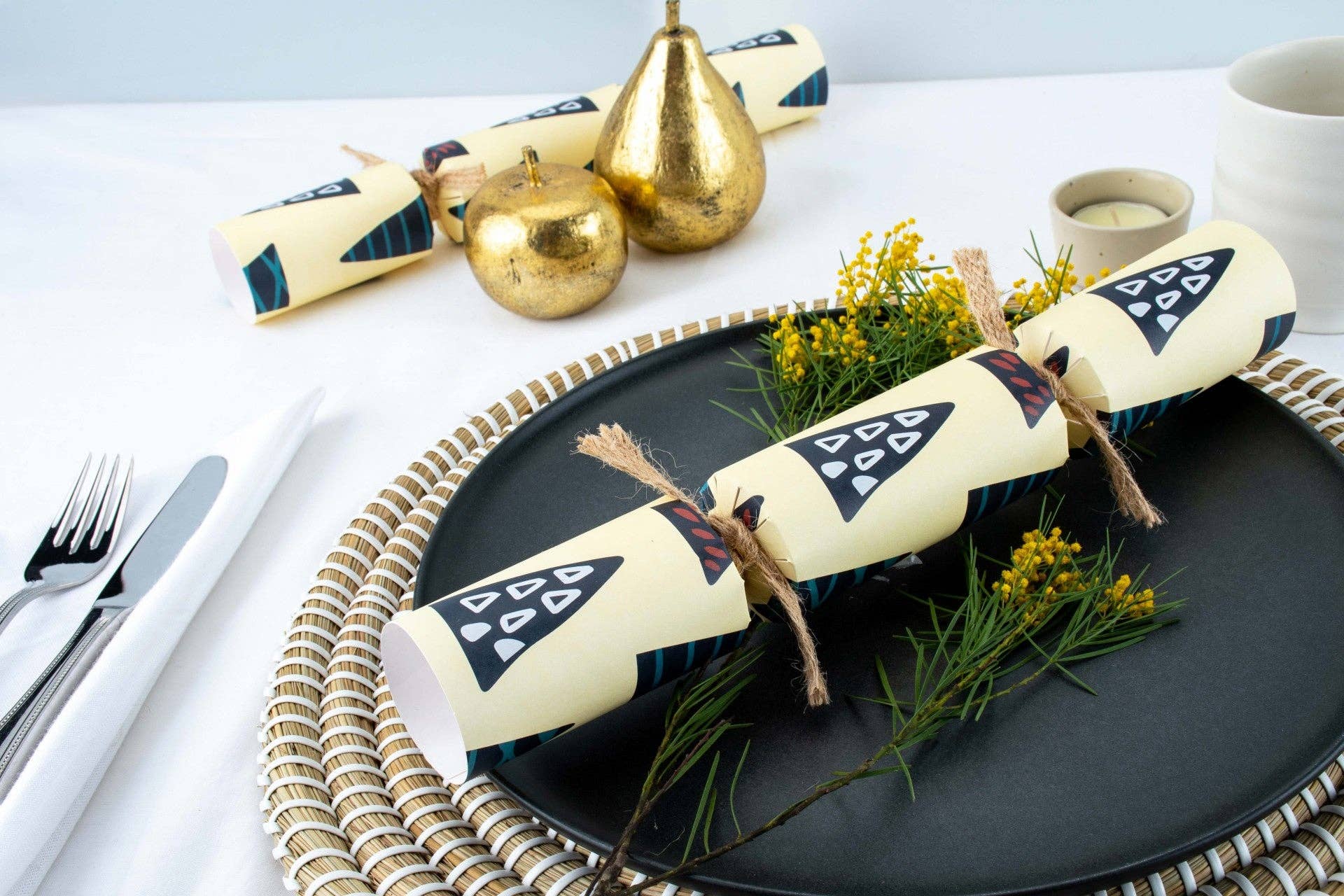 Crackers for Bonbons - Wholesale Kerstdecoratie - Duurzame kerstkrakers met kubistische bomen, set van 8 | Bonbon Crackers7