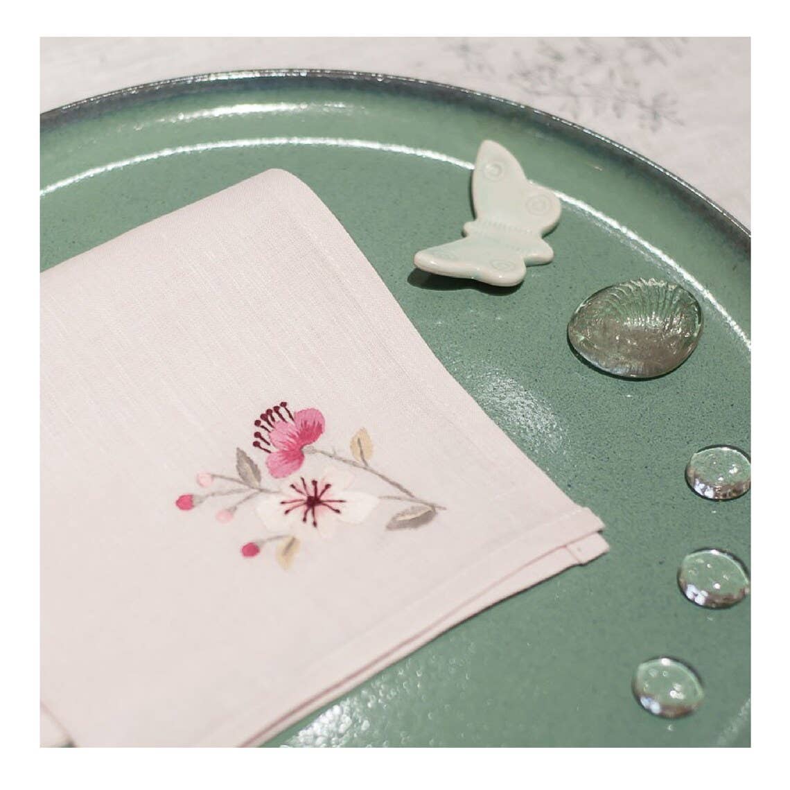 EmbroideryNTA – wholesale Handkerchief – Women's – Beautiful Floral Handkerchief, Linen Handkerchief Embroidery4