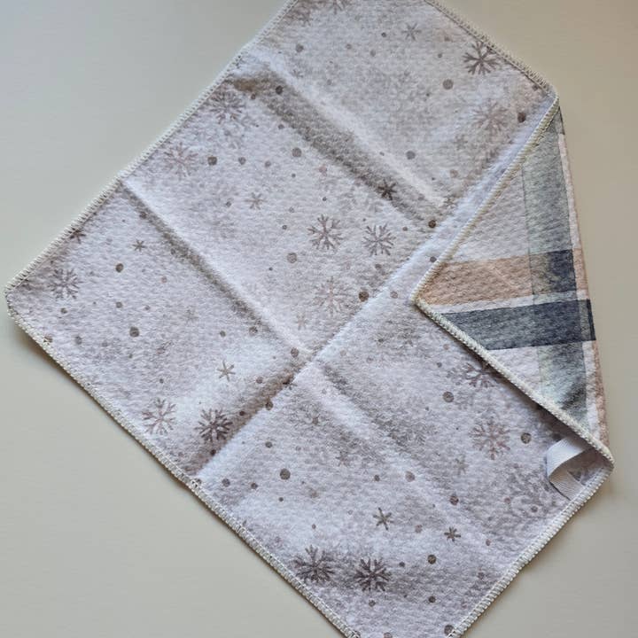 Berry Sweet Towels - Wholesale Wash Cloth - Winter Wishes Washcloth1