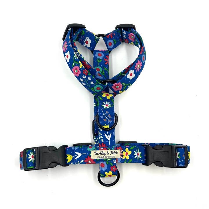 Harnais à bretelles imprimé floral bleu cobalt pour la vente par Barkley and Fetch
