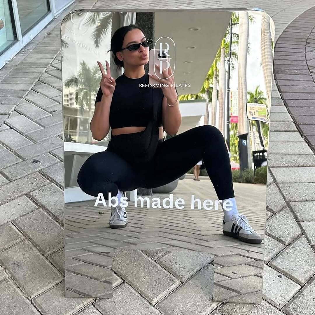 Signs and Mirrors - Wholesale Bord/bordje - #004 - Ronde Sandwichbord A-Frame van Roestvrij Staal1