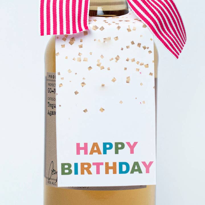 Etiqueta de vino de papel blanco con confeti de feliz cumpleaños con cinta rosa para venta al por mayor de Mod Lounge Paper Company