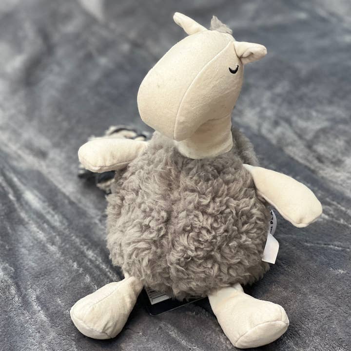 Eco Giraffe Plüsch Hundespiel für den Großhandel von Paws the Planet