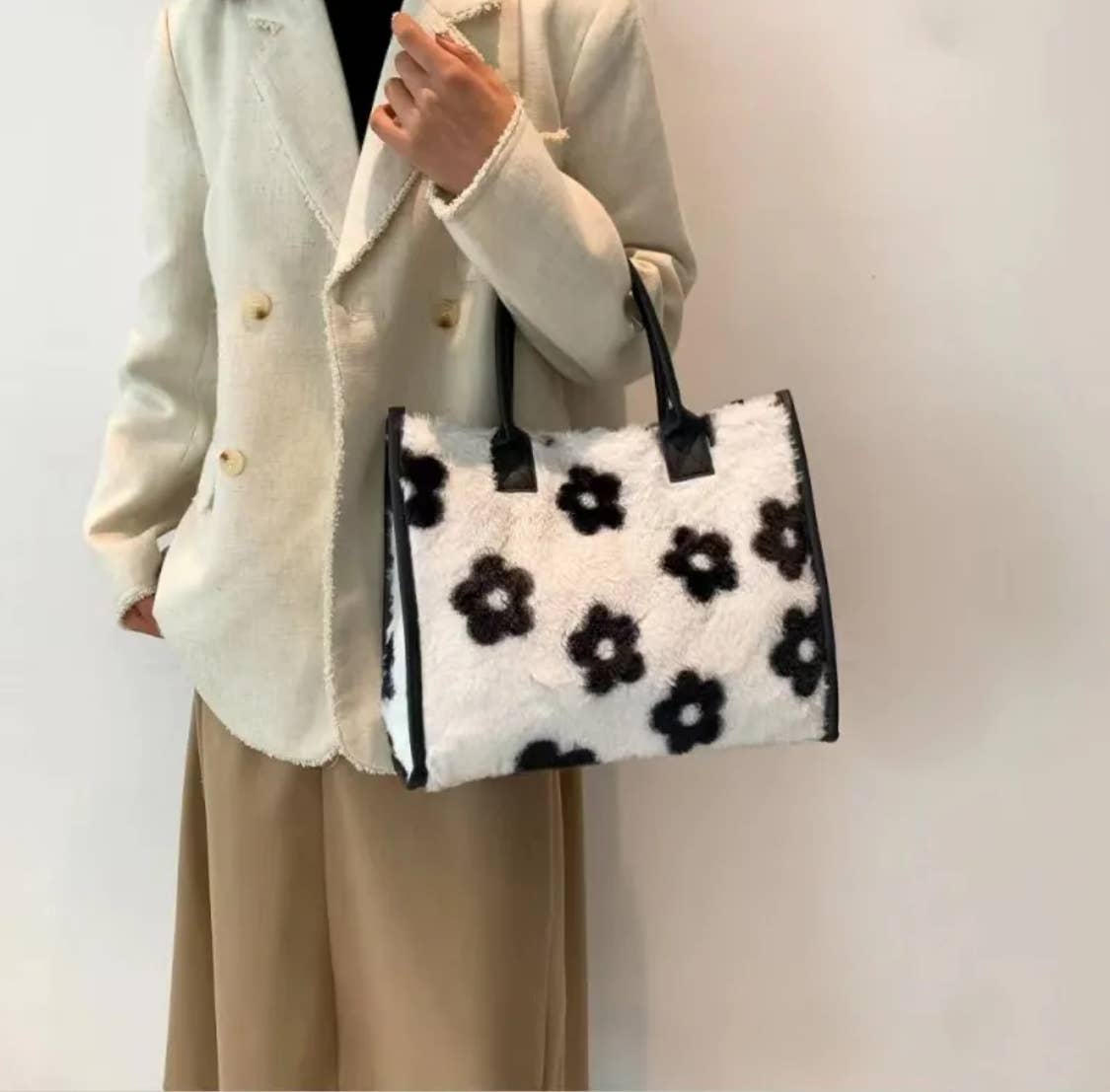 Serenity Collective - Wholesale Tote Bag - Women's - Plush Print Tote Bags4