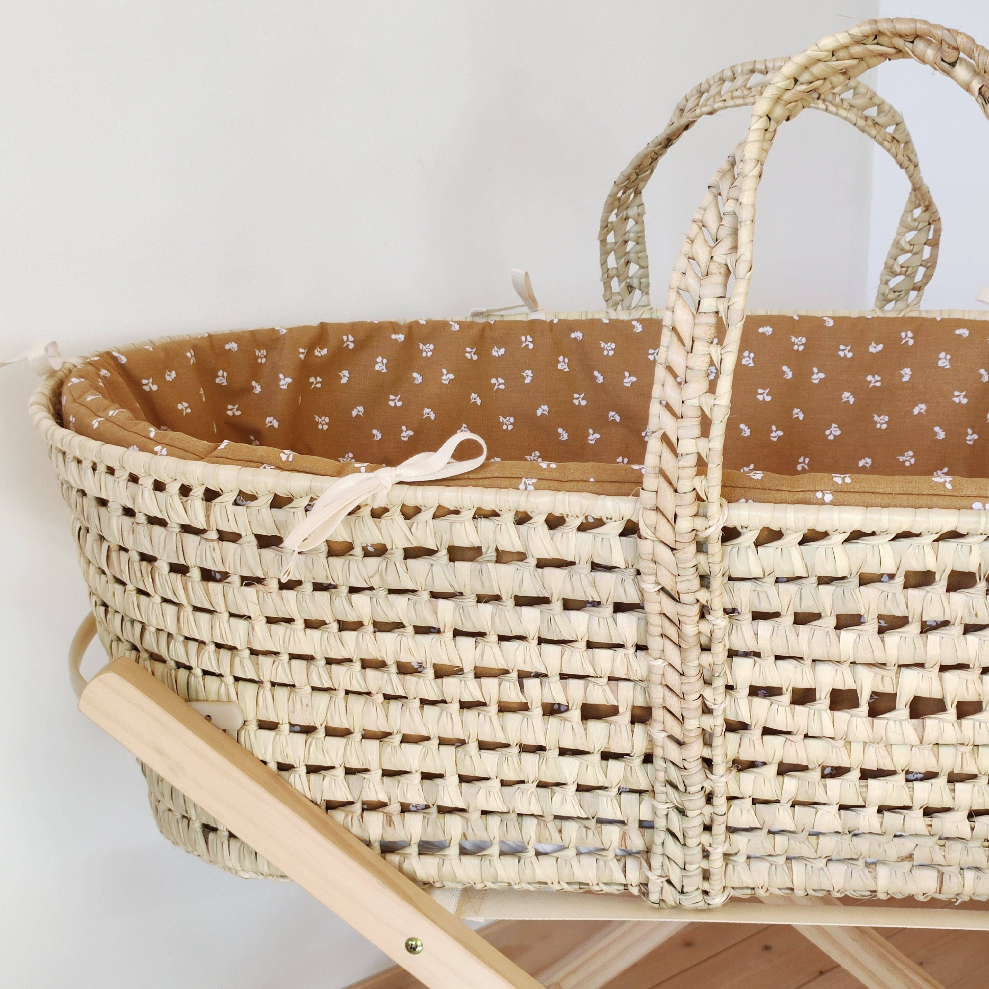 Les p'tites Merveilles de Bérénice - Wholesale Bassinet - Baby - Baby bassinet full cotton dressing “cinnamon flowers” camel and white0