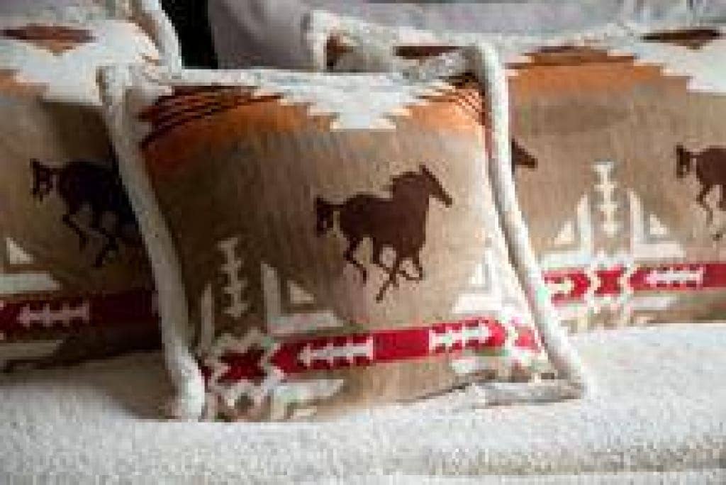 Linen Mart - Wholesale Bedding Blanket - Southwestern Wild Running Horses Lodge Sherpa Fleece Blanket3