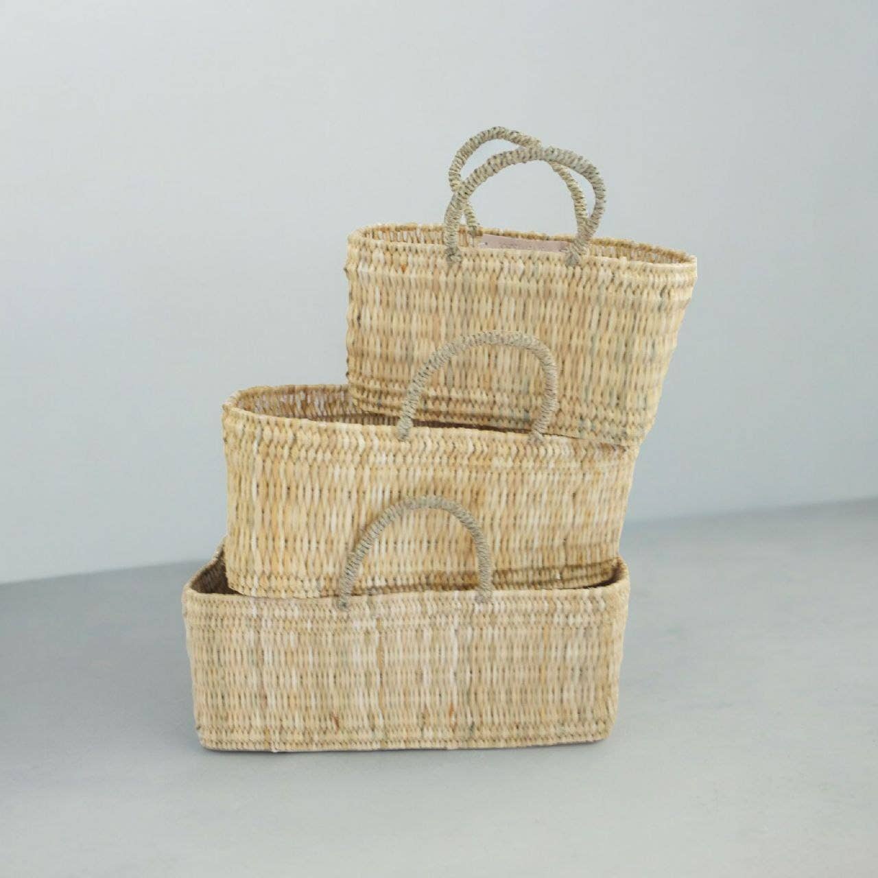 Gran Wholesale - Wholesale Basket - Wicker Storage Basket with Handles, Reed Weave Basket 1