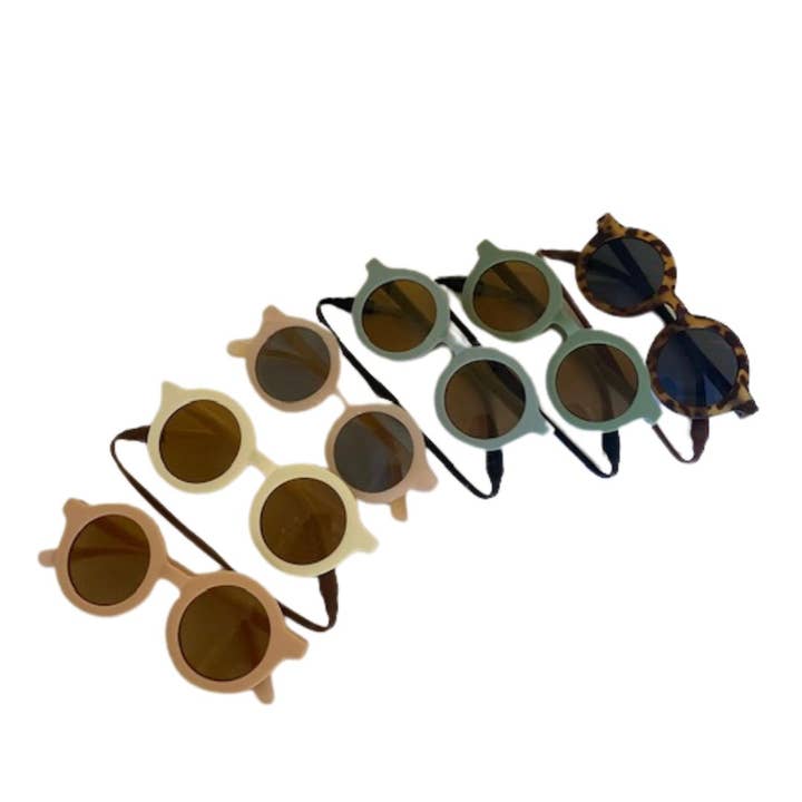 Lunettes de soleil ré pour la vente par Chloe & Max LLC