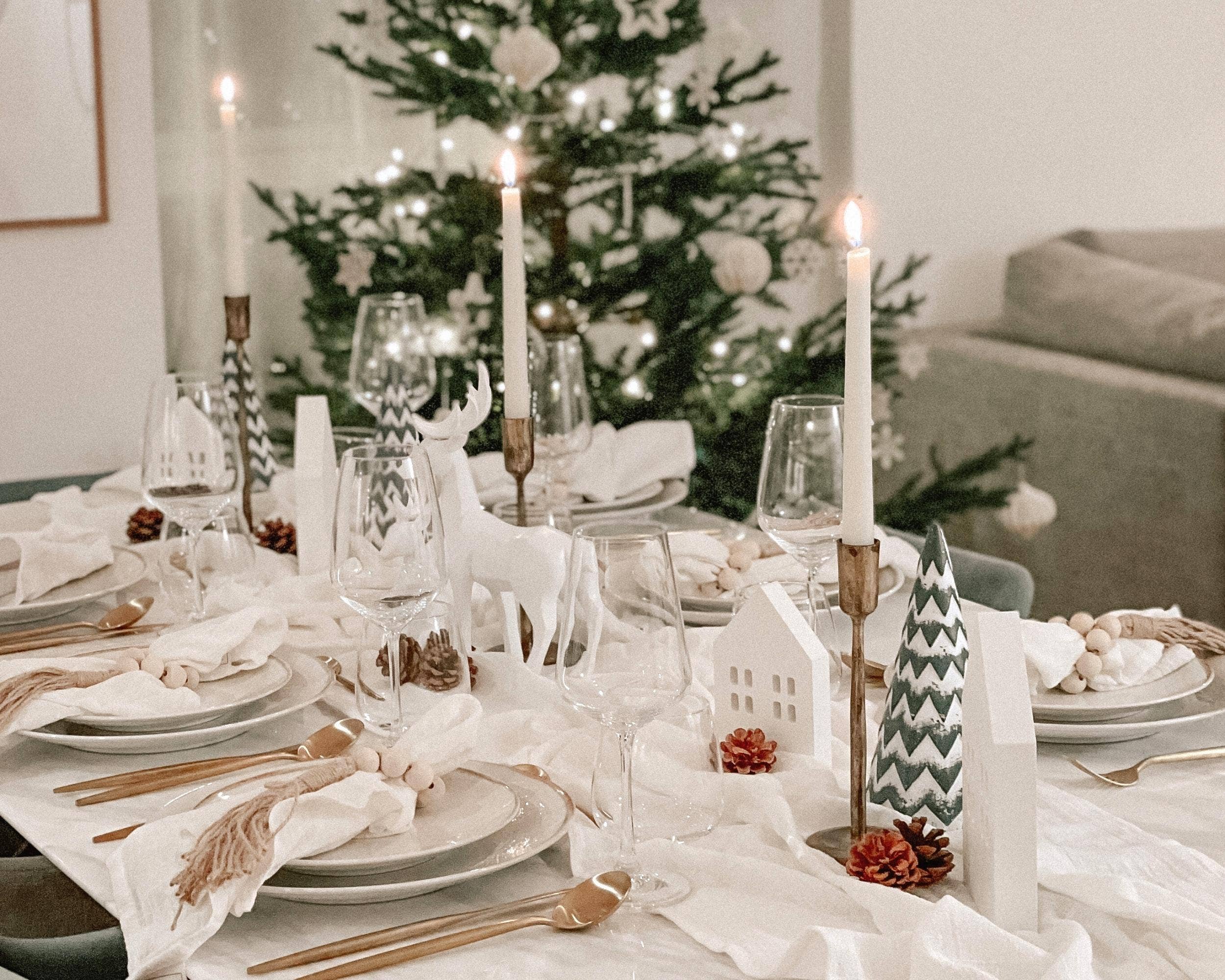 What a Host Home – Decoração de Natal por atacado – Casas Decorativas de Madeira Escandinavas de Natal Poppy1