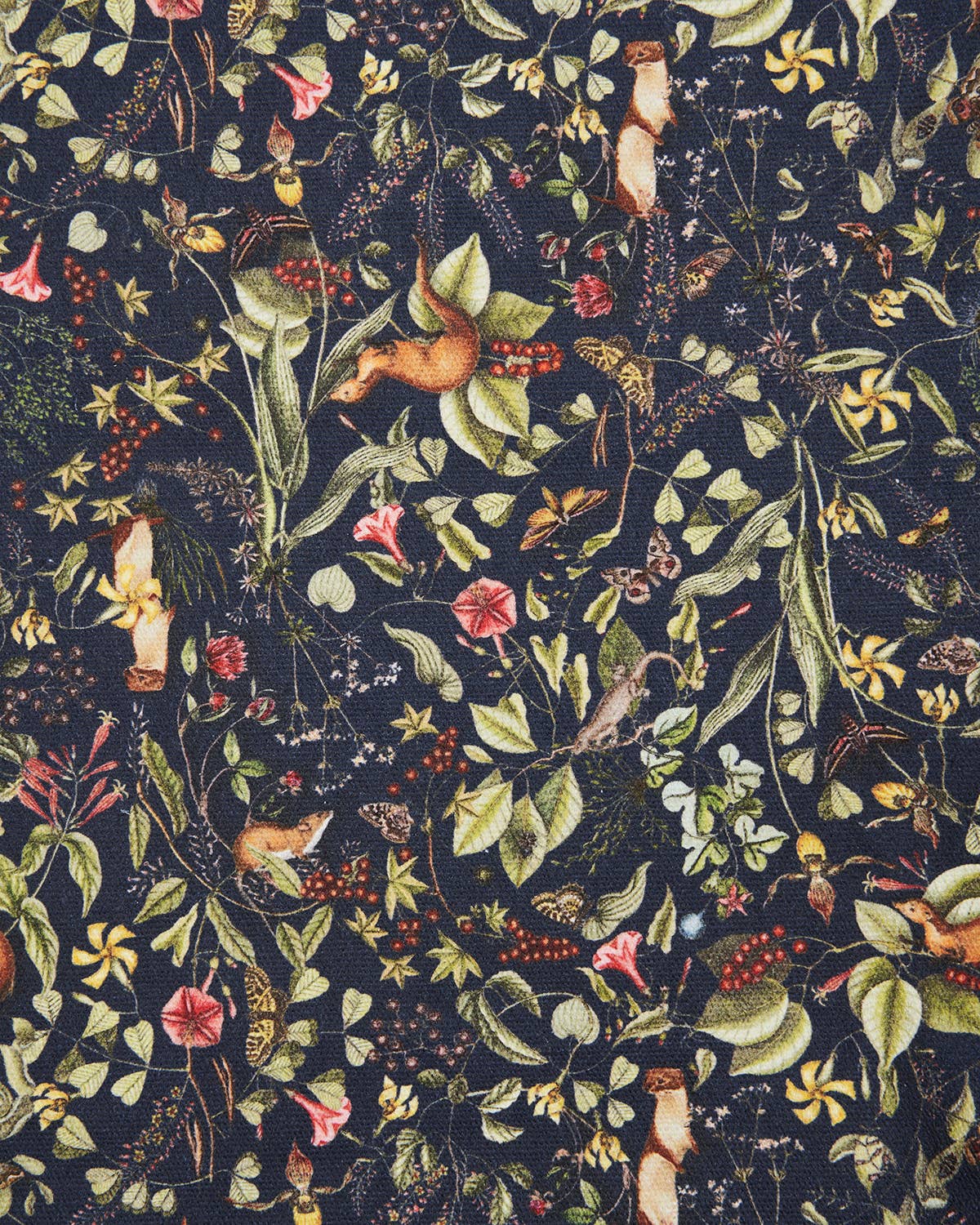 Fable England – wholesale Grocery/shopping bag – Wolf Garden Shopping Tote 3