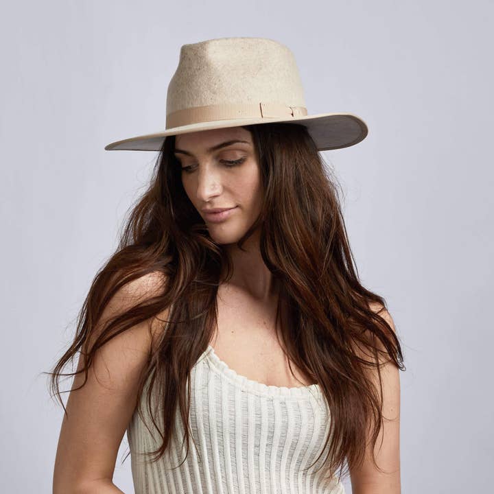 Oatmeal Felt Fedora Wide Brim Hat - Style Bondi for wholesale on Faire