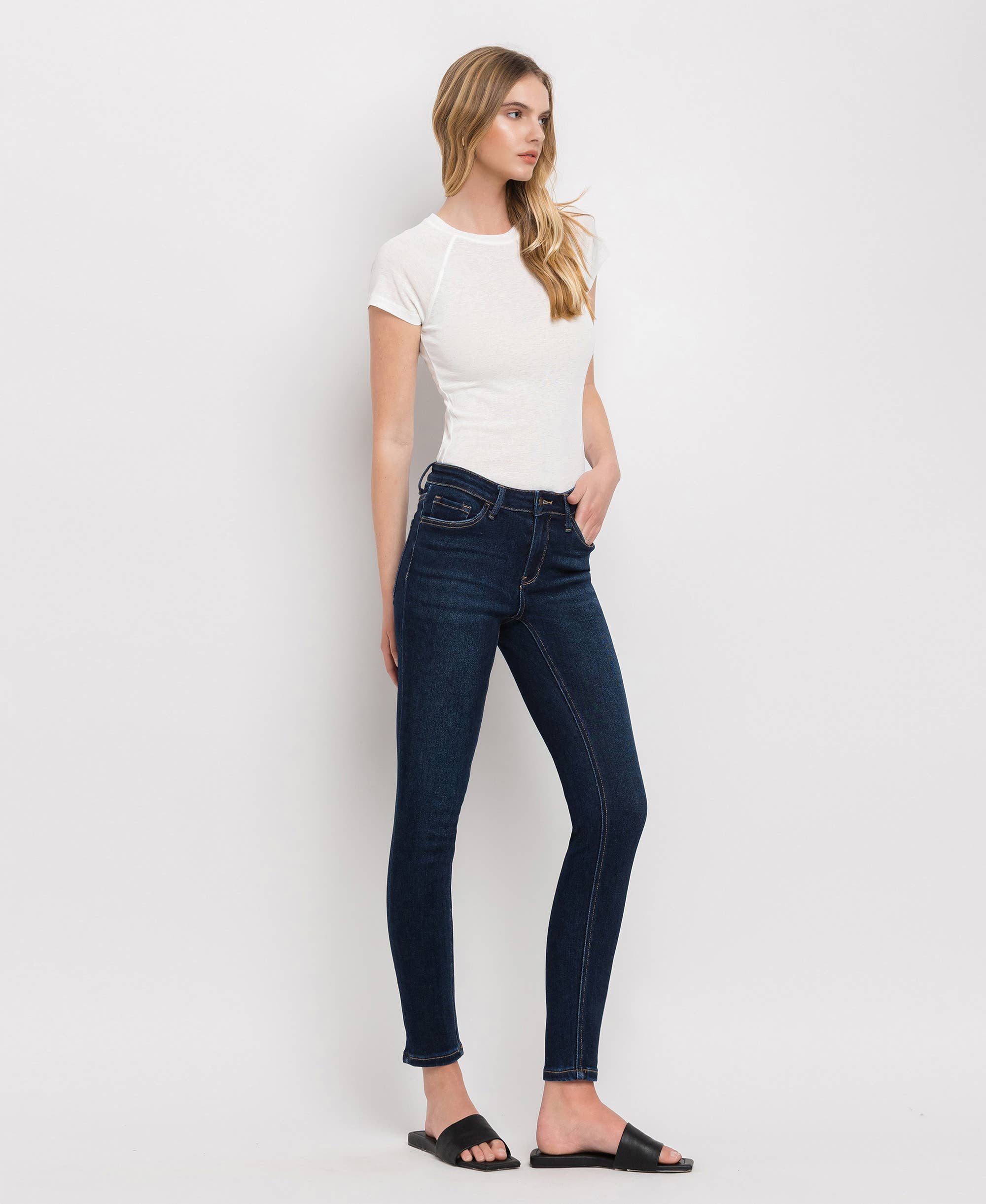 Bullish MID RISE ANKLE SKINNY JEANS LV1014 for wholesale on Faire6