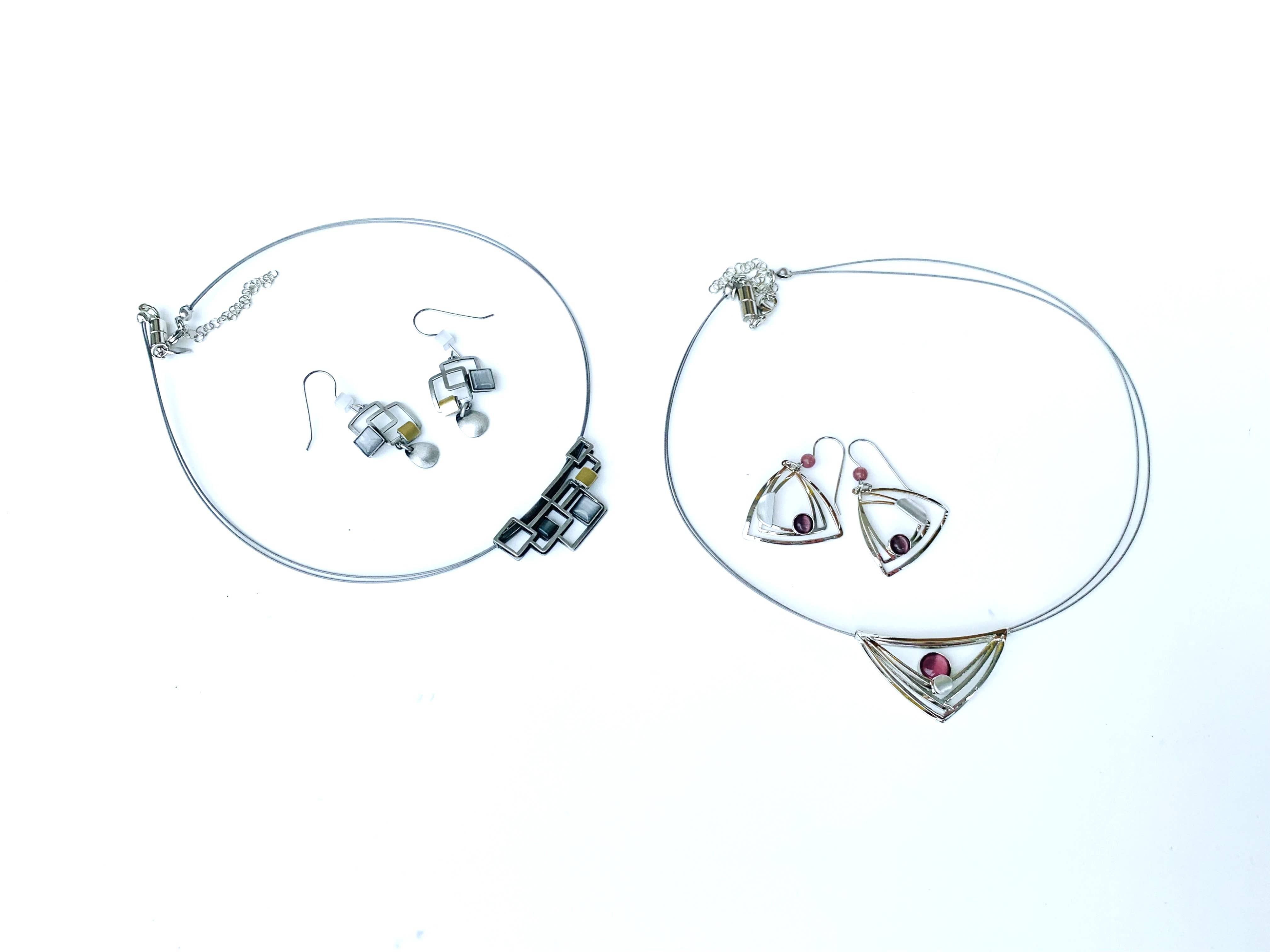 Christophe Poly / Crono Design - Vente Parures de bijoux - ENSEMBLES (GY1) - Collier (G) 17"+2" & Boucles d'oreilles crochet en fil (Y) Ensemble22