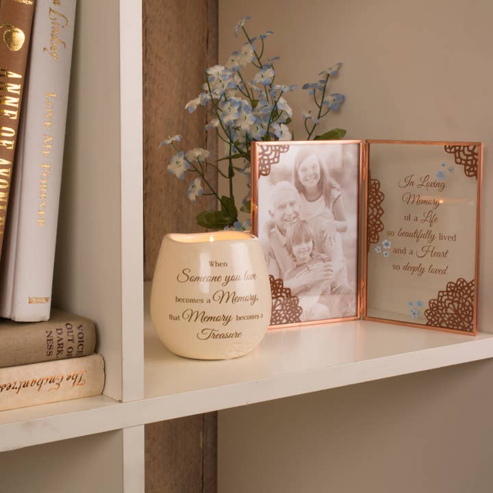 Pavilion - Wholesale Jar/Filled Candle - Memory - 8 oz - 100% Soy Wax Candle
Scent: Tranquility2