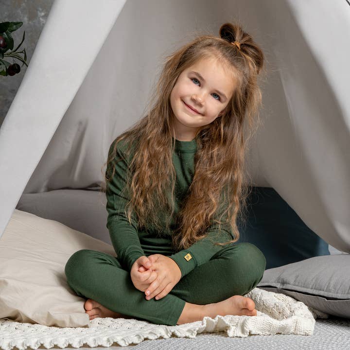 menique - Vendita all'ingrosso Completo top e pantaloncini - Bambini - Set termico bambino in lana merino 100% manica lunga e pantaloni verde scuro20