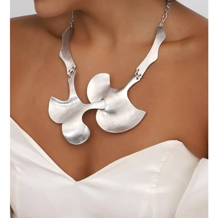 AVENS - Wholesale Pendant/charm necklace - Antique Silver Plated Big Leafs Pendant Necklace2