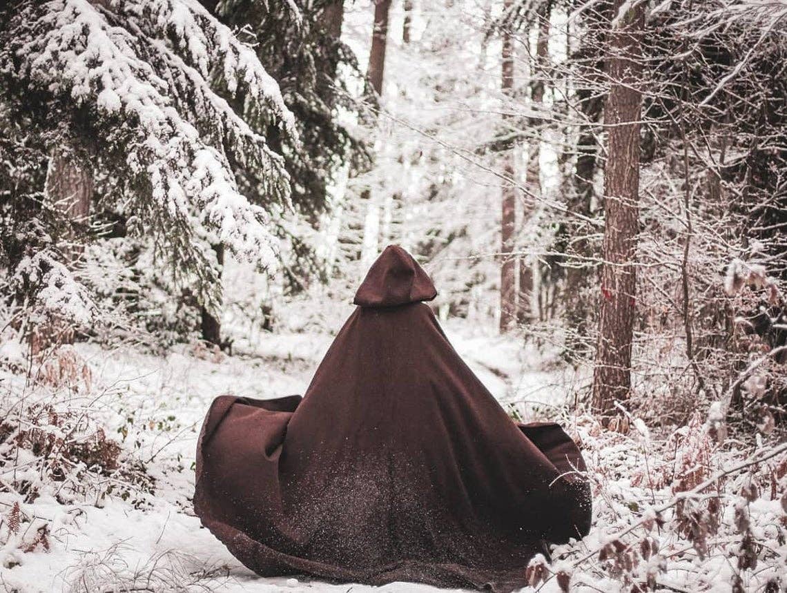 Costurero Real - Wholesale Cape - Dames - Bruine mantel van vegan wol druïde lange cape