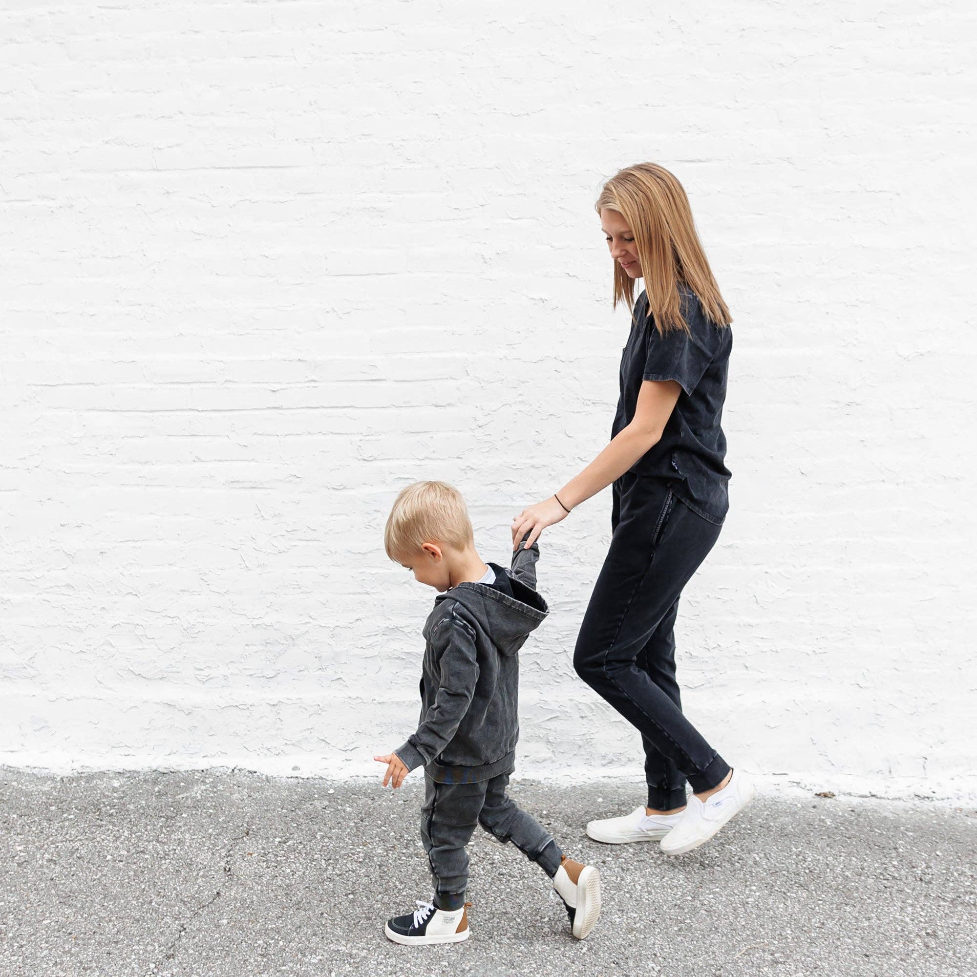 millie + roo LLC - Wholesale Lounge Sweatpants/Joggers - Women's - MAMA JOGGERS- Midnight Snow Wash7