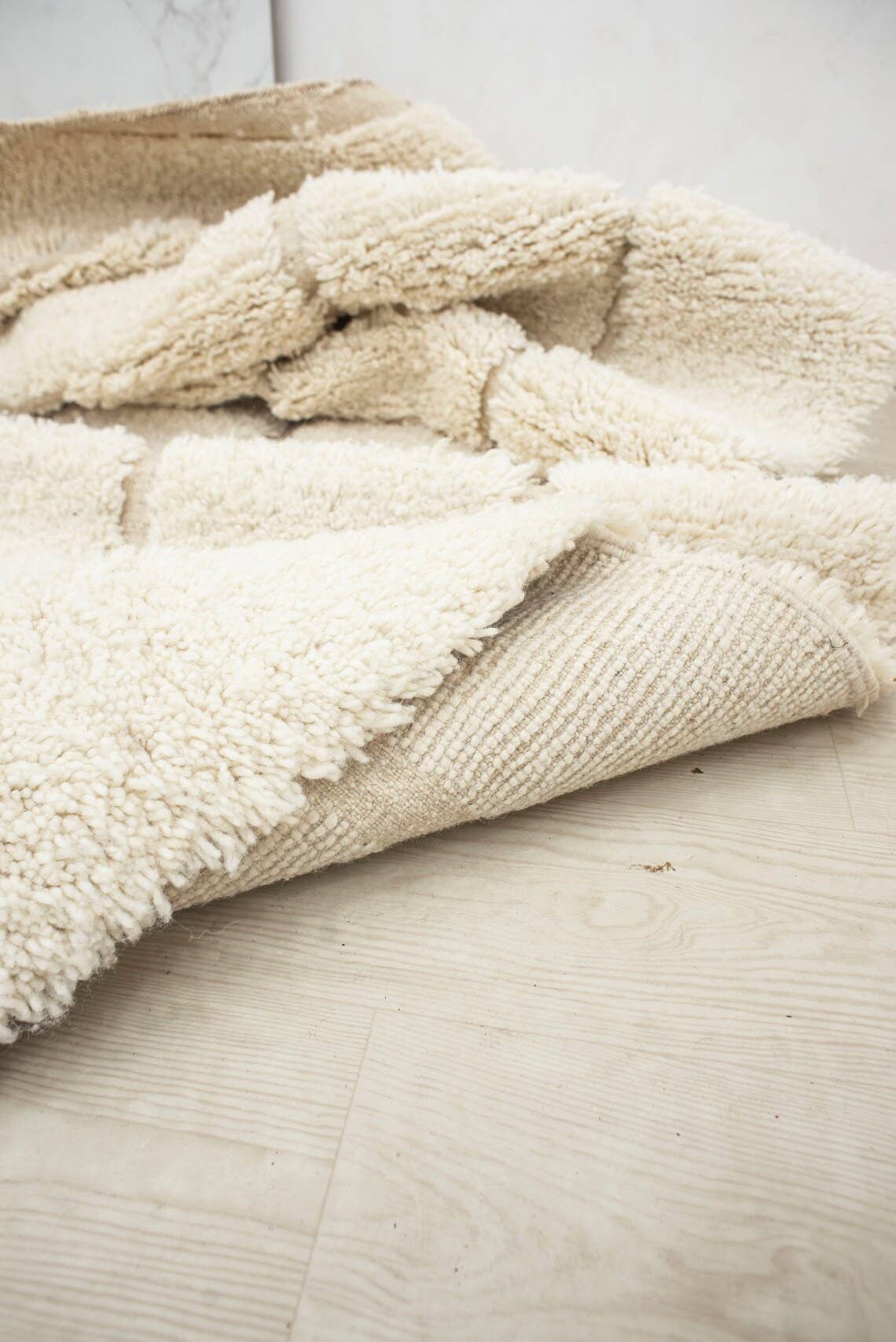 HandmadeBestSeller - Wholesale Area rug - ARTISTIC WOOL RUG, Rug Made from Wool of Sheep, Living Room1