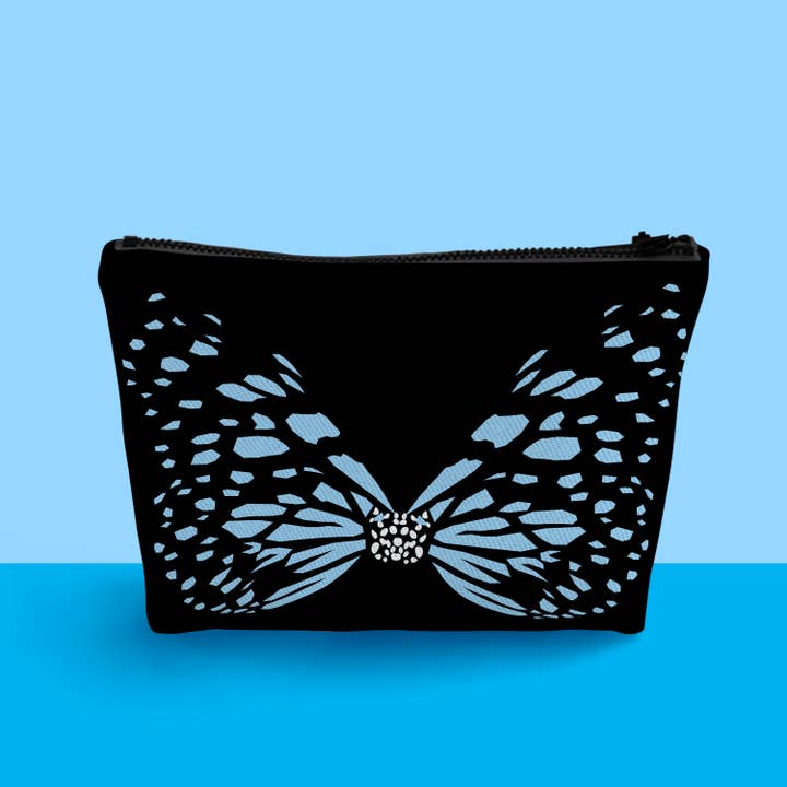 Pochette en denim Blue Butterfly - Petite pour la vente par Blandon Mitchell