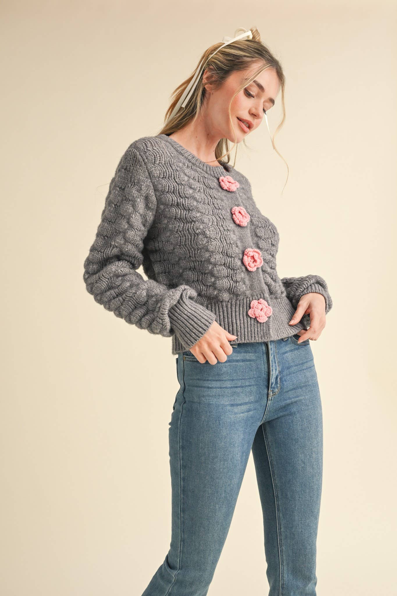 &MERCI - Wholesale Cardigan - Women's - TEXTURED SWEATER CARDIGAN WITH KNIT ROSETTE DETAIL MSW1073524