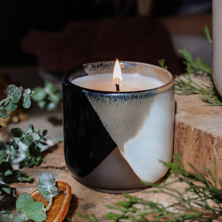 Concrete Poppy Design - Wholesale Jar/Filled Candle - Petite Mira (6 oz)