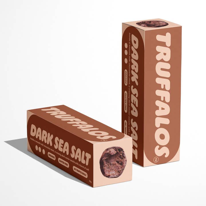 Truffalos au lait, chocolat noir et sel de mer pour la vente par Chow Cacao Chocolate