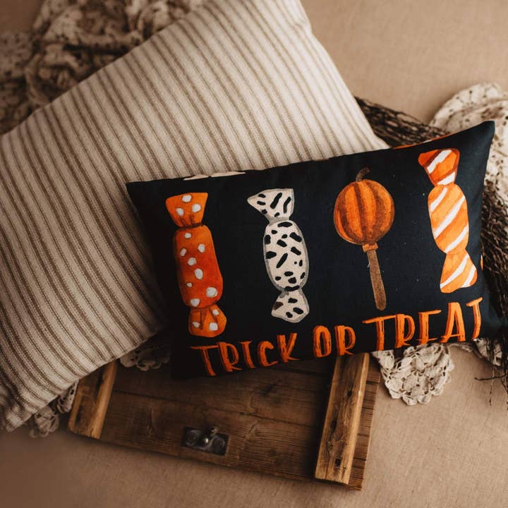 UniikPillows – wholesale Prydnadskuddfodral – Trick or Treat Candy Kuddfodral | Halloween Kuddfodral | Höstdekor | Room Decor | Dekorativa kuddar | Present till henne | Soffkuddar